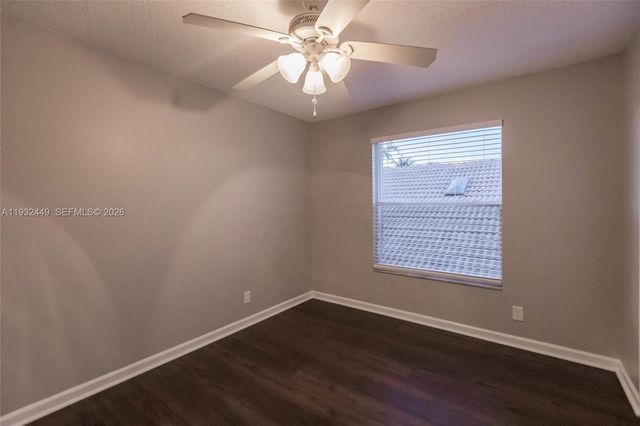 2042 Cross Breeze Dr, Wellington, FL 33414