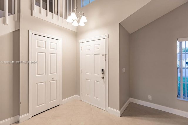 2042 Cross Breeze Dr, Wellington, FL 33414