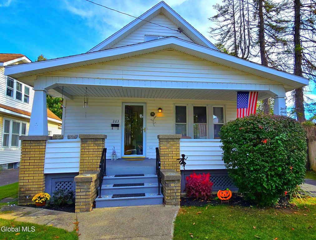263 Thirteenth Street, Schenectady, NY 12306