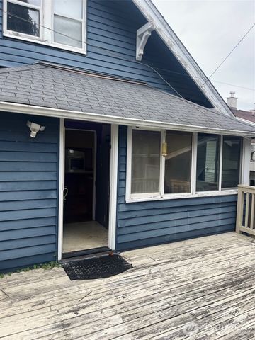 3222 N 19th Street, Tacoma, WA 98406