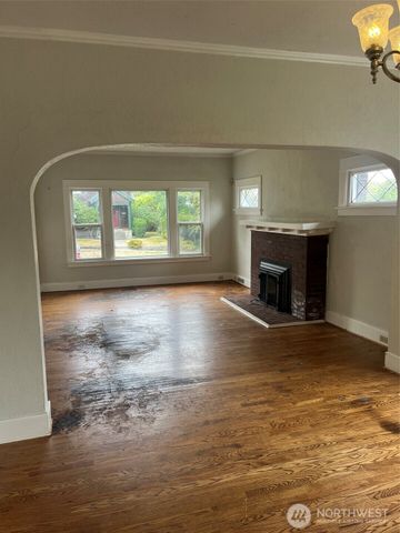 3222 N 19th Street, Tacoma, WA 98406