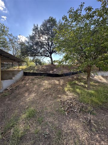 525 & 527 County Road 136A RD, Kingsland, TX 78639