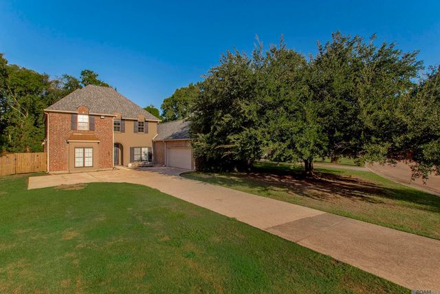 12225 Canterbury Park Dr, Geismar, LA 70754