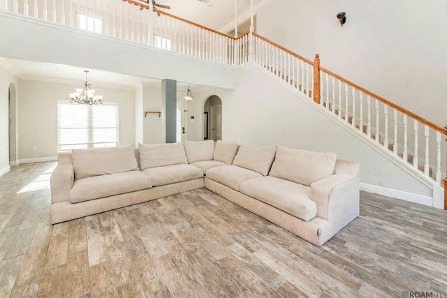 12225 Canterbury Park Dr, Geismar, LA 70754