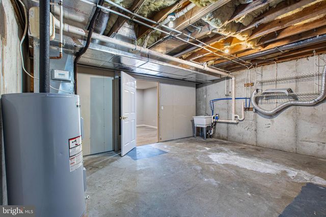 613 CANDLESTICK LN, Newark, DE 19702