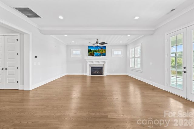 124 Sisters Cove Court, Mooresville, NC 28117