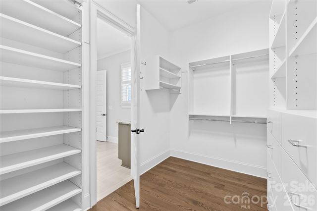 124 Sisters Cove Court, Mooresville, NC 28117