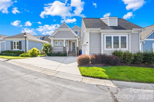 124 Sisters Cove Court, Mooresville, NC 28117