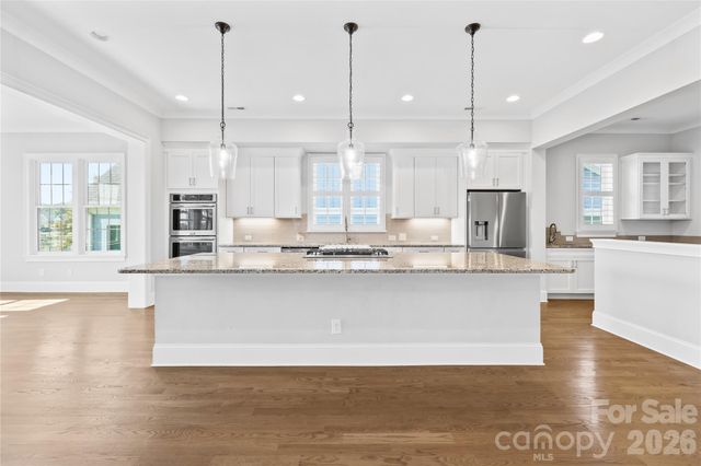 124 Sisters Cove Court, Mooresville, NC 28117