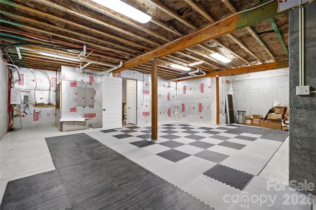 124 Sisters Cove Court, Mooresville, NC 28117