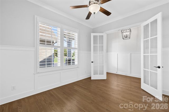 124 Sisters Cove Court, Mooresville, NC 28117