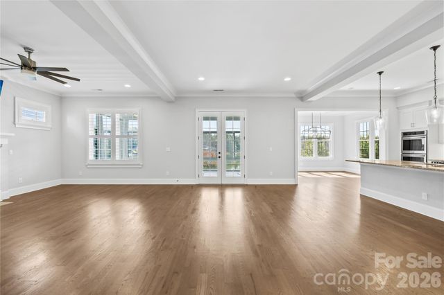 124 Sisters Cove Court, Mooresville, NC 28117