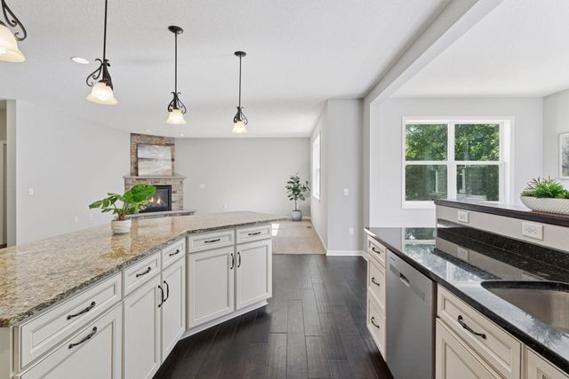 11581 Riverstone Court, Woodbury, MN 55129