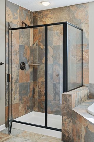 11581 Riverstone Court, Woodbury, MN 55129