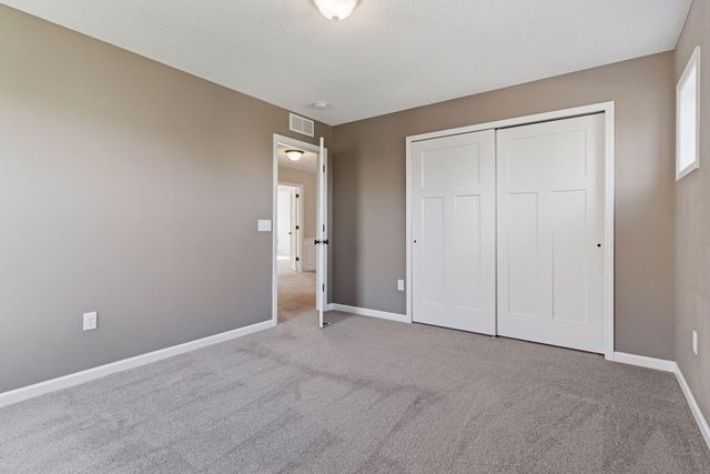 11581 Riverstone Court, Woodbury, MN 55129