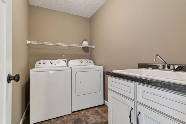 11581 Riverstone Court, Woodbury, MN 55129