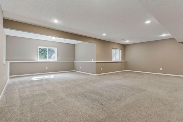 11581 Riverstone Court, Woodbury, MN 55129