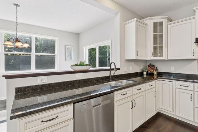 11581 Riverstone Court, Woodbury, MN 55129