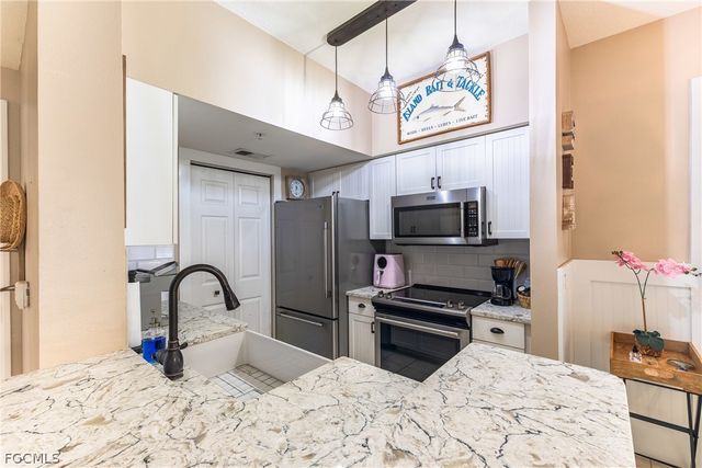 11400 Ocean Walk LN 212, Fort Myers, FL 33908