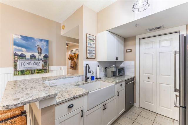 11400 Ocean Walk LN 212, Fort Myers, FL 33908