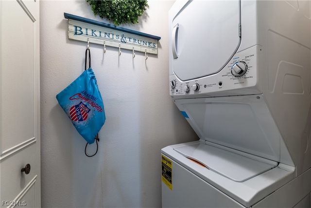 11400 Ocean Walk LN 212, Fort Myers, FL 33908