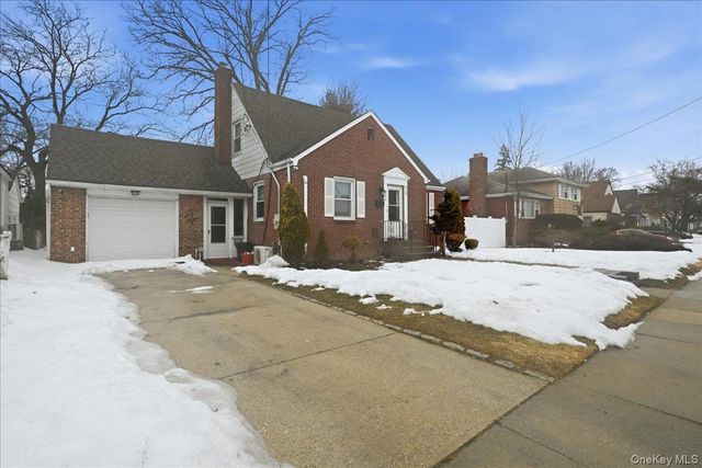 846 Harrison Street, West Hempstead, NY 11552