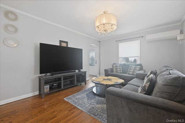 846 Harrison Street, West Hempstead, NY 11552