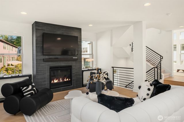 13368 SE 68th Place, Newcastle, WA 98059