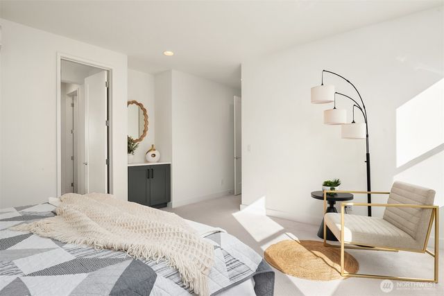 13368 SE 68th Place, Newcastle, WA 98059