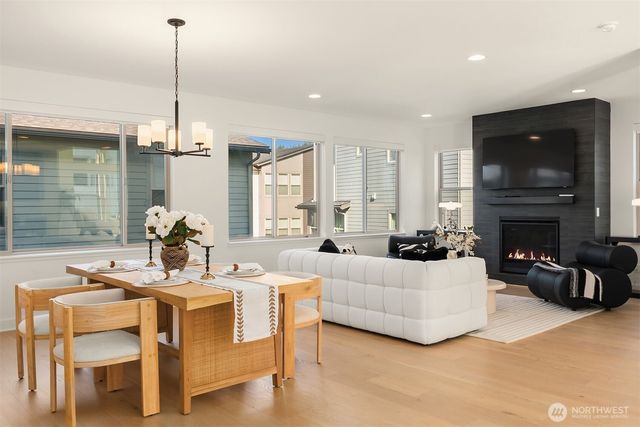 13368 SE 68th Place, Newcastle, WA 98059