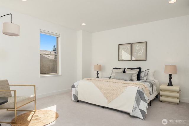 13368 SE 68th Place, Newcastle, WA 98059