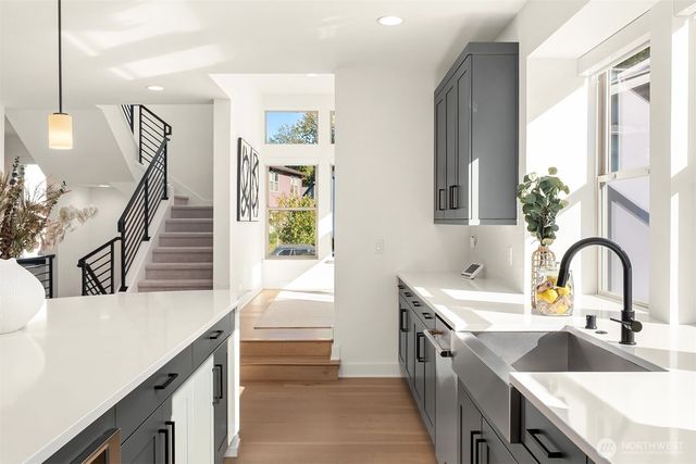 13368 SE 68th Place, Newcastle, WA 98059