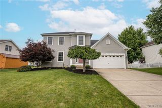 45 Sunset Creek Drive, West Seneca, NY 14224