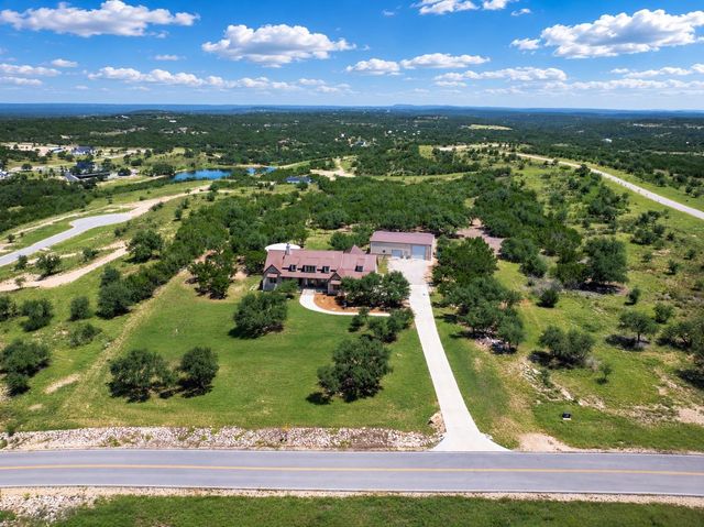 1516 E Flying Owl DR, Johnson City, TX 78636