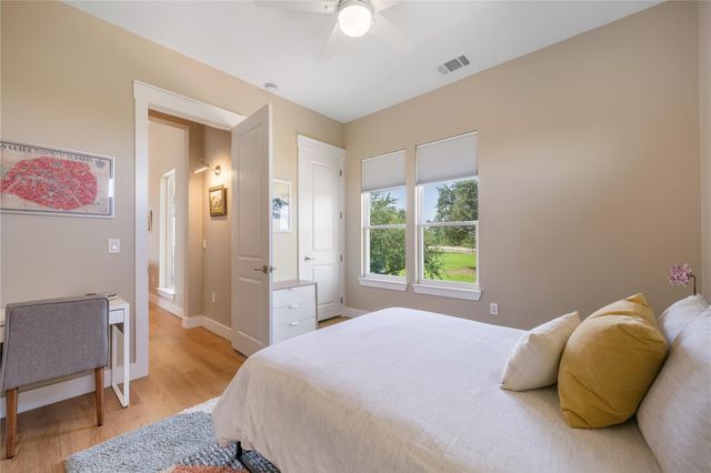 1516 E Flying Owl DR, Johnson City, TX 78636