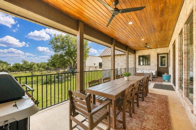 1516 E Flying Owl DR, Johnson City, TX 78636