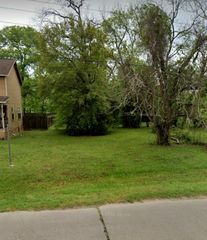 000 E Ahldag Avenue, Wharton, TX 77488