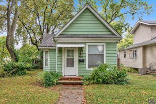 1181 SW MacVicar AVE, Topeka, KS 66604