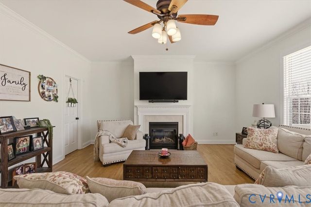 736 Colony Forest Dr, Midlothian, VA 23114