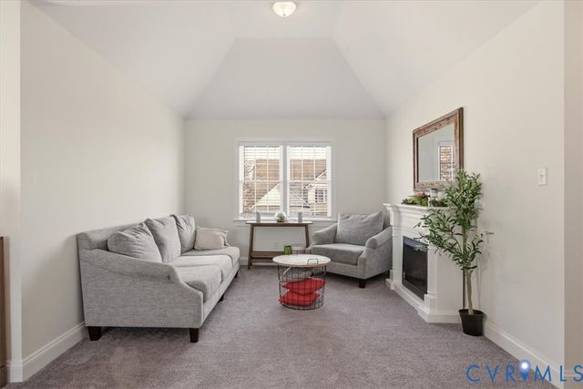 736 Colony Forest Dr, Midlothian, VA 23114