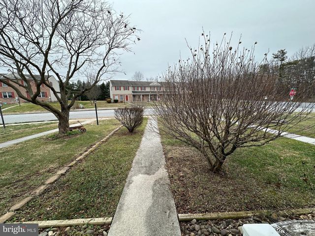 10 HOMESTEAD DR, Gettysburg, PA 17325