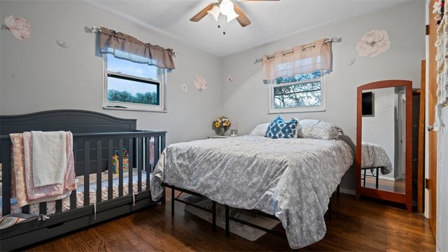 300 Sunset Blvd, South Strabane, PA 15301