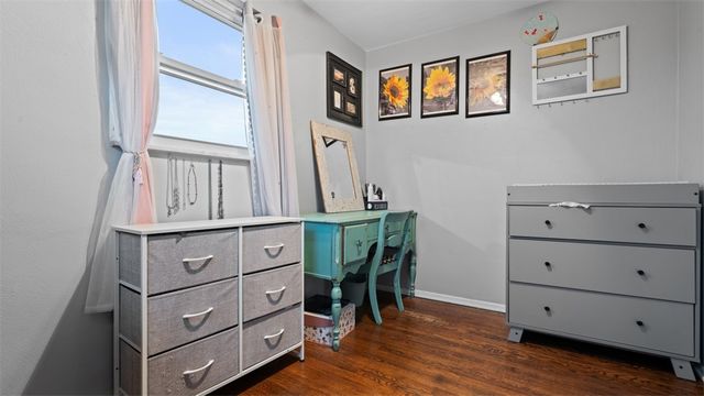 300 Sunset Blvd, South Strabane, PA 15301