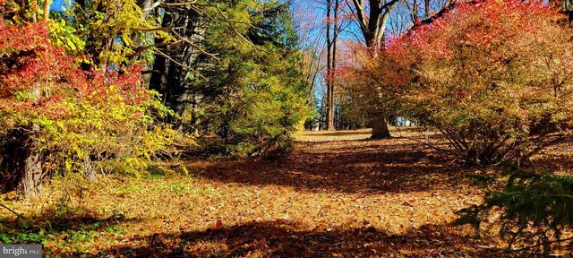 1616 MEADOW LANE, Glen Mills, PA 19342