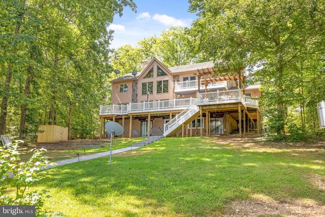 464 DOUGLAS RD, Mineral, VA 23117