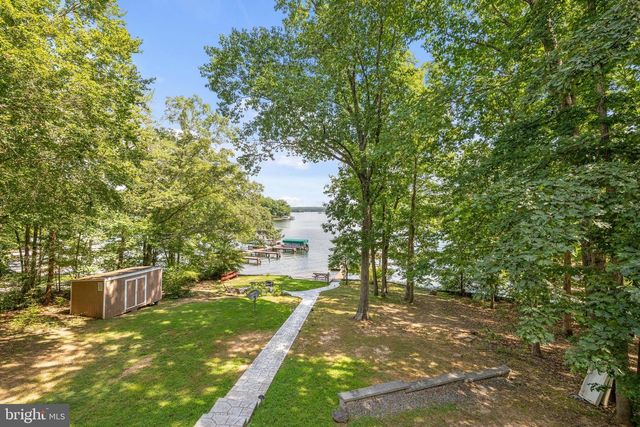 464 DOUGLAS RD, Mineral, VA 23117