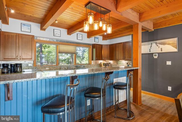 464 DOUGLAS RD, Mineral, VA 23117