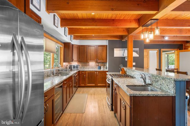 464 DOUGLAS RD, Mineral, VA 23117