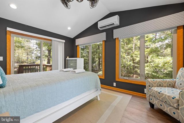 464 DOUGLAS RD, Mineral, VA 23117