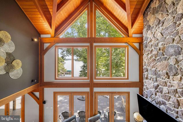 464 DOUGLAS RD, Mineral, VA 23117